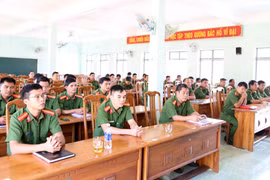 Bế giảng lớp tập huấn công tác thi hành án hình sự và hỗ trợ tư pháp