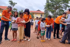 Kỷ niệm 6 năm thành lập Câu lạc bộ hiến máu nhân đạo "Giọt hồng Pleiku"