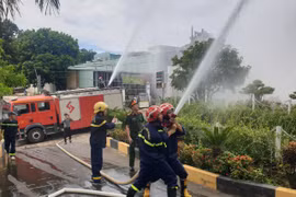 Gia Lai diễn tập phòng cháy, chữa cháy tại cơ sở kinh doanh karaoke