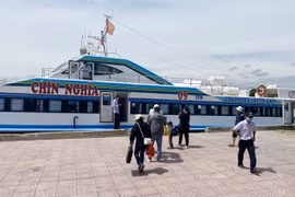 Quảng Ngãi khôi phục hệ thống giao thông, thủy lợi sau mưa bão