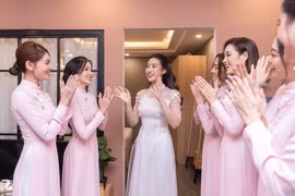 Hình ảnh đầu tiên trong lễ ăn hỏi Đỗ Mỹ Linh và thiếu gia Vinh Quang