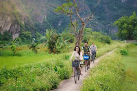 Du lịch xuyên Việt thân thiện với môi trường