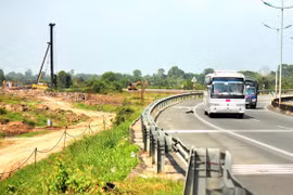 Chính phủ yêu cầu rà soát, đẩy nhanh tiến độ các dự án đầu tư