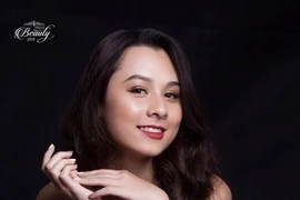 Nữ sinh đẹp nhất Học viện Báo chí, chia sẻ châm ngôn sống 'cực chất'
