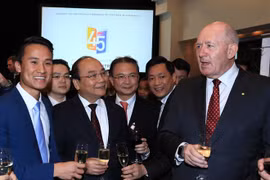 Thủ tướng và Toàn Quyền Australia dự tiệc 45 năm lập quan hệ hai nước