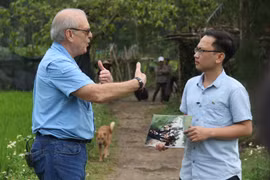 Người chụp hình thảm sát Sơn Mỹ trở lại mảnh đất tang thương