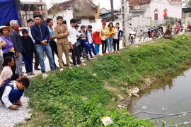 Lá thư vĩnh biệt của nữ sinh tự tử sau clip hôn bạn trai