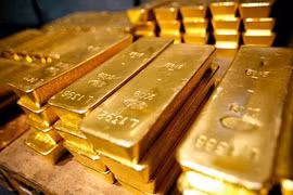 Giá vàng hôm nay 8-3: Hoảng sợ USD, vàng lên đỉnh