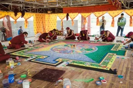 Mandala đá quý lớn nhất Việt Nam được kiến lập tại Tây Thiên
