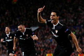 Thua 2 bàn trong 4 phút, M.U bị Sevilla loại khỏi Champions League