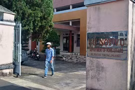 Hai công chức Gia Lai bỏ việc gửi đơn xin thôi việc