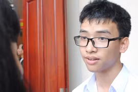 Nam sinh chế cánh tay robot lọt ứng viên gương mặt trẻ VN tiêu biểu