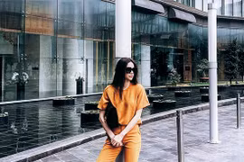 Hồ Ngọc Hà giản dị vẫn sang, Thúy Vân đổi style khác lạ