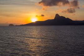 Mùa hè về Côn Đảo ngắm biển trời xanh ngát