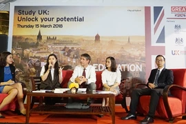 Cựu du học sinh Anh chia sẻ kinh nghiệm giành học bổng Chevening