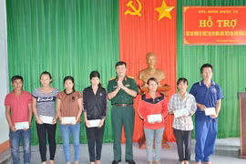 Binh đoàn 15: Hỗ trợ gần 200 triệu đồng khắc phục hậu quả lũ lụt