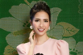 Hoa hậu Phan Thị Mơ thanh lịch, quý phái hóa "Nàng Kate phương Đông"