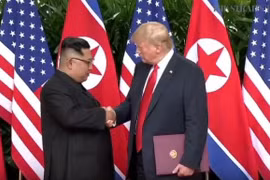 Kim-Trump ký Tuyên bố chung, Triều Tiên cam kết phi hạt nhân hóa