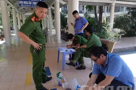 Người đàn ông chết trong nhà vệ sinh bệnh viện