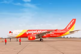 Vietjet đi TP.HCM phải hạ cánh khẩn ở Đà Nẵng để cứu hành khách