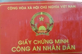 Tước danh hiệu CAND với thượng úy công an lừa đảo chiếm đoạt tài sản