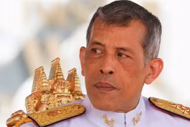 Vua Thái Lan nhận khối tài sản 30 tỷ USD của hoàng gia