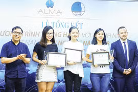 Khát vọng khởi nghiệp của ba "bóng hồng"