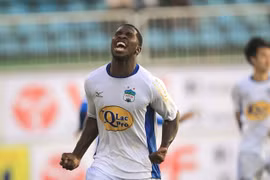 HAGL cân nhắc chia tay Rimario, mua thủ môn ĐT Lào thay thế?