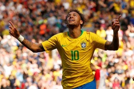 Neymar ghi bàn đẳng cấp, Brazil hạ gục Croatia