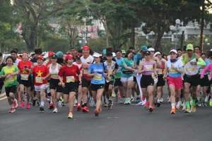 Hơn 200 VĐV tham gia giải chạy “BIDV Run-Vì cuộc sống xanh”