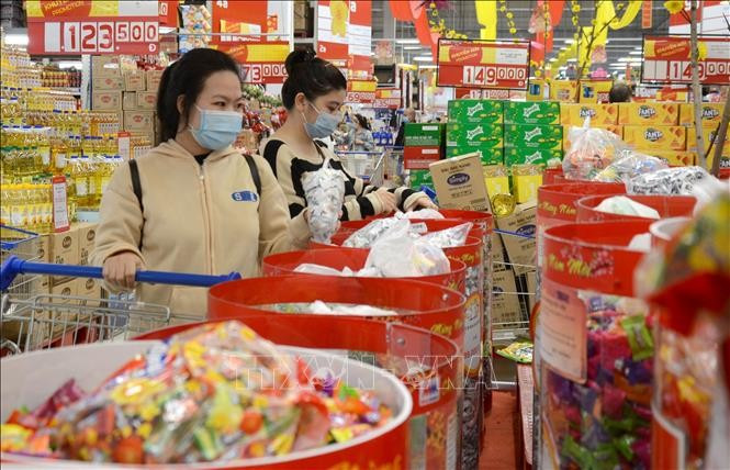 Rà soát, bãi bỏ các thủ tục hành chính trong lĩnh vực giá không còn phù hợp. Ảnh minh họa Quốc Dũng/TTXVN hang-hoa-tieu-dung.jpg