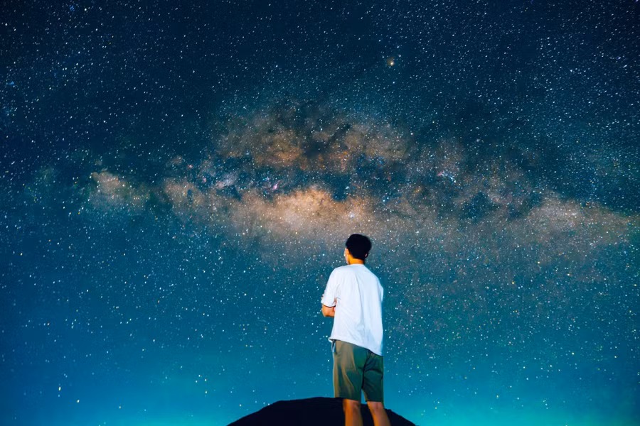 Vào thời điểm này trong năm là thời điểm thích hợp để nhiều người chụp Sông Ngân trên bầu trời. ẢNH: DIỄN PHI