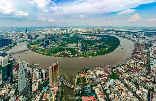 Khu vực đôi bờ sông Sài Gòn tại quận 1 và Thủ Thiêm sẽ là không gian phát triển Trung tâm tài chính quốc tế TPHCM. Ảnh: Duy Anh 1ps.jpg
