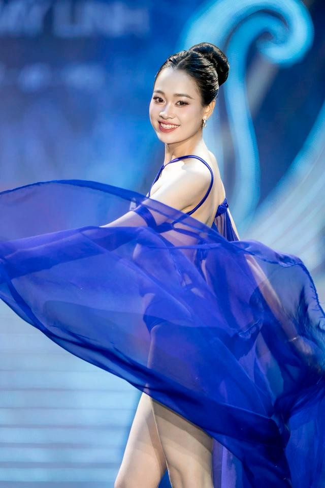 Tân hoa hậu trong phần thi bikini. Ảnh: BTC Tân hoa hậu trong phần thi bikini. Ảnh: BTC