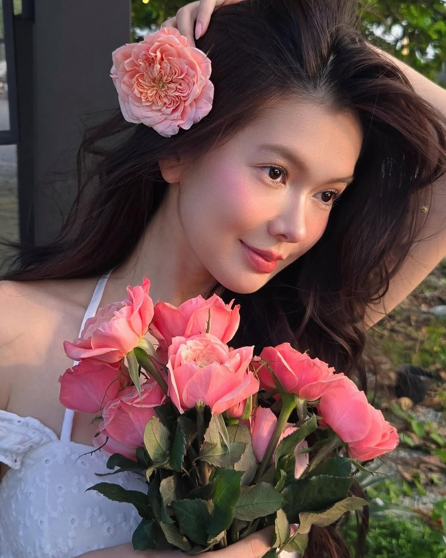 Ban đầu Yên Đan được biết đến với vai trò sáng tạo nội dung, sau đó giành ngôi vị quán quân chương trình thực tế Ngôi sao chốt đơn vào năm ngoái. 4a.jpg