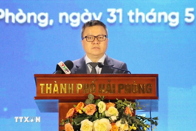 Ông Lê Quốc Minh, Tổng Biên tập Báo Nhân dân, Phó Trưởng Ban Tuyên giáo và Dân vận Trung ương, Chủ tịch Hội Nhà báo Việt Nam phát biểu. Ảnh: Hoàng Ngọc/TTXVN Ông Lê Quốc Minh, Tổng Biên tập Báo Nhân dân, Phó Trưởng Ban Tuyên giáo và Dân vận Trung ương, Chủ tịch Hội Nhà báo Việt Nam phát biểu. Ảnh: Hoàng Ngọc/TTXVN