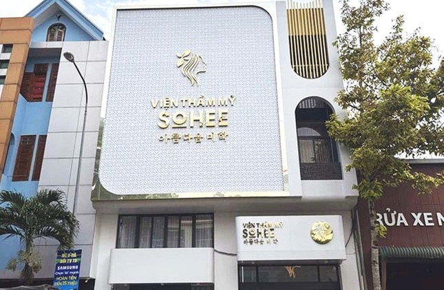 Viện thẩm mỹ Sohee bị đình chỉ hoạt động 18 tháng Viện thẩm mỹ Sohee bị đình chỉ hoạt động 18 tháng