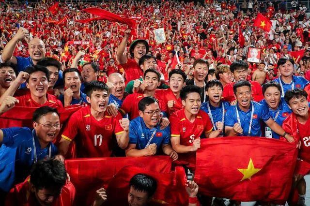 HLV Kim Sang-sik muốn tận dụng tối đa ASIAD 2026 để mài giũa lứa U.21. Ảnh: Đồng Nguyên Khang