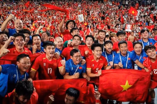 HLV Kim Sang-sik muốn tận dụng tối đa ASIAD 2026 để mài giũa lứa U.21. Ảnh: Đồng Nguyên Khang
