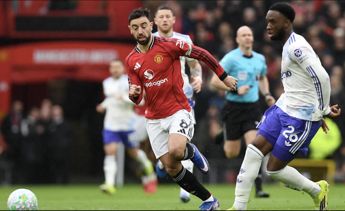 Bruno Fernandes chạm mốc 100 pha kiến tạo tại Man United