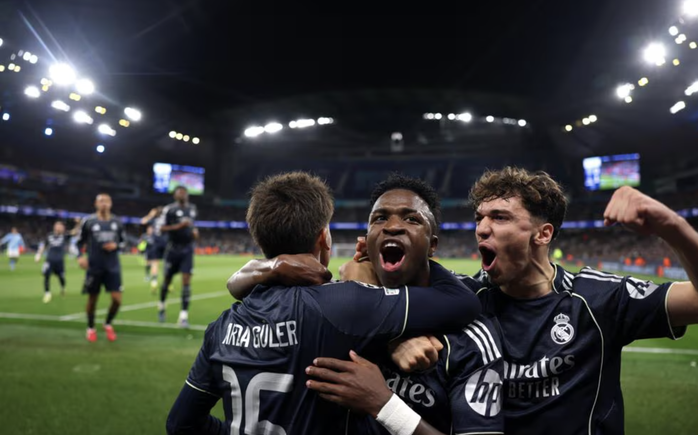 Vinicius Junior ghi bàn phút bù giờ, nhấn chìm Man City