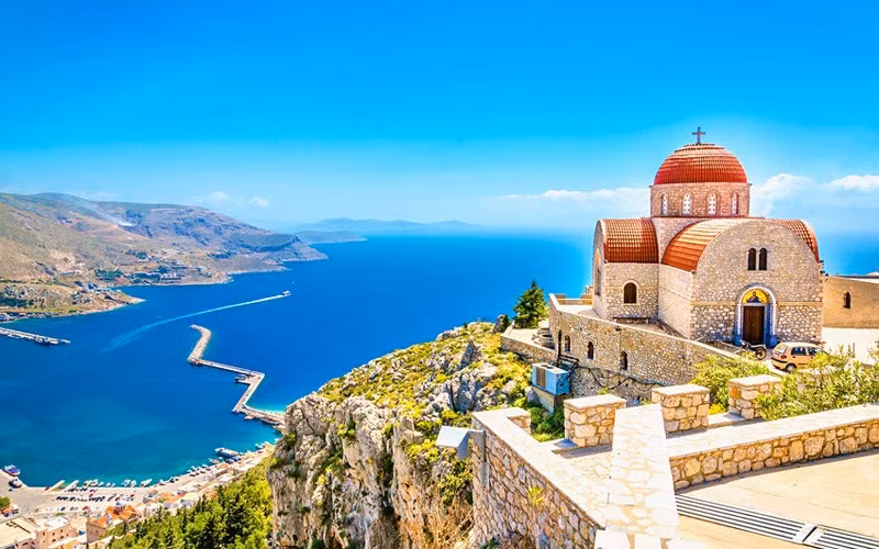 Hy Lạp đầy bí ẩn cùng nền văn hóa đặc sắc khiến bao người tò mò về một quốc gia đẹp nhất thế giới.