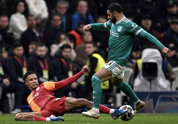 Mohamed Salah mờ nhạt khi Liverpool quay lại Champions League