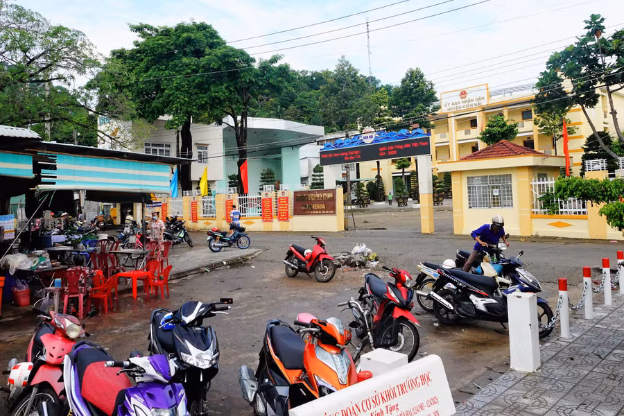 Trung tâm hành chính đặc khu Kiên Hải (An Giang) nằm ở trung tâm đảo Hòn Tre. ẢNH: MAI THANH HẢI