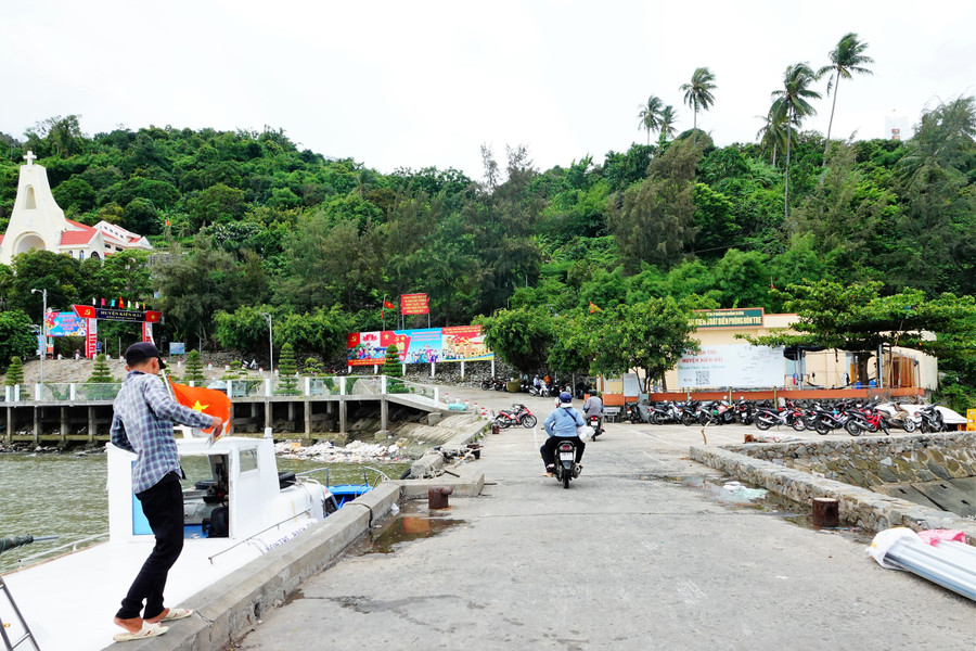Cảng Hòn Tre, trung tâm đặc khu Kiên Hải. ẢNH: MAI THANH HẢI Cảng Hòn Tre, trung tâm đặc khu Kiên Hải. ẢNH: MAI THANH HẢI