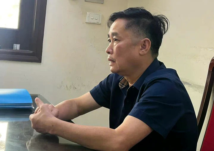 Hoàng Tất Thành tại cơ quan công an. 1phapluat.jpg