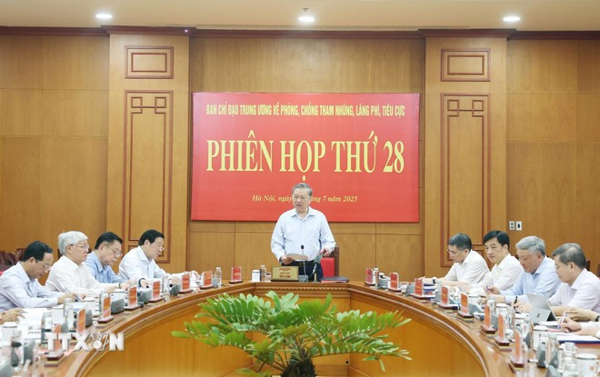 Tổng Bí thư Tô Lâm, Trưởng Ban Chỉ đạo Trung ương về phòng chống tham nhũng, lãng phí, tiêu cực phát biểu. (Ảnh: Thống Nhất/TTXVN) Tổng Bí thư Tô Lâm, Trưởng Ban Chỉ đạo Trung ương về phòng chống tham nhũng, lãng phí, tiêu cực phát biểu. (Ảnh: Thống Nhất/TTXVN)