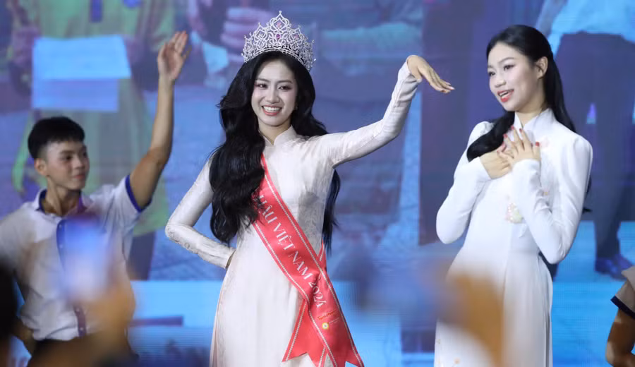 Trong cuộc thi Nét đẹp sinh viên năm 2023 của trường, Hà Trúc Linh giành danh hiệu Hoa khôi, còn Trần Thị Huyền Cơ nhận danh hiệu Á khôi.