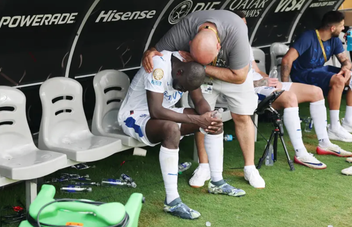 ... và nỗi buồn Al-Hilal ... và nỗi buồn Al-Hilal