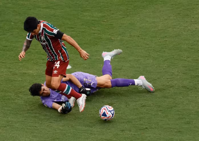 Thủ môn Yassine Bounou nhiều phen cứu thua cho Al-Hilal